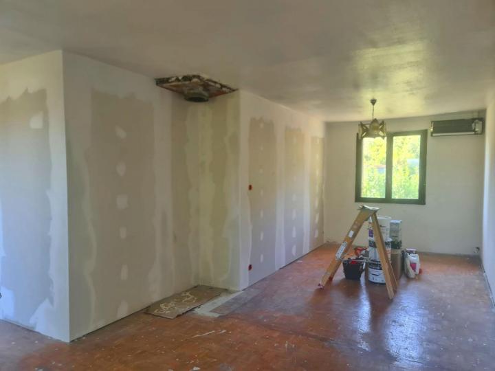 Le confort thermique et acoustique accessible grâce à l’isolation intérieure.